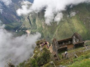 Fof at Waynapicchu become clear