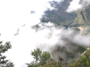 Waynapicchu with fog