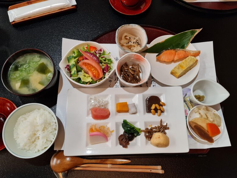 帆山亭の朝食コース写真