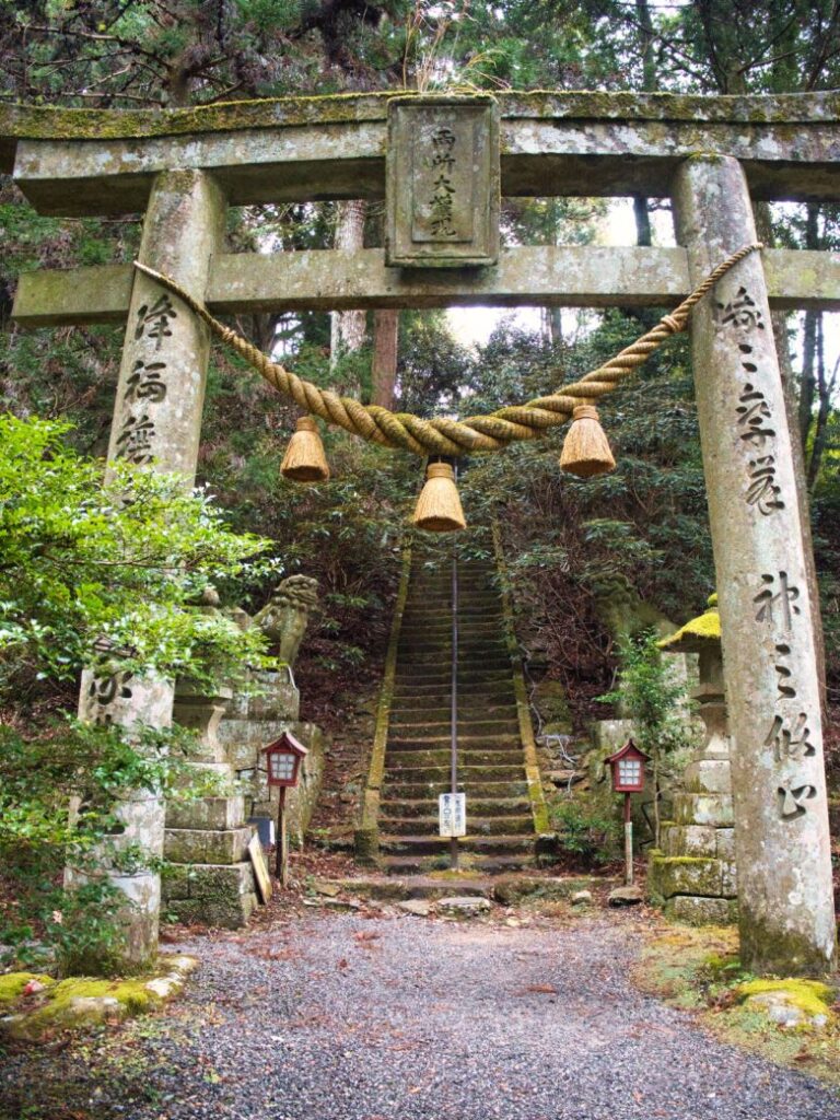 奥の院の鳥居