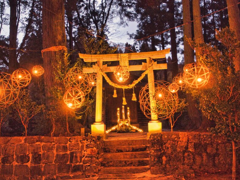 黒川神社の湯あかり