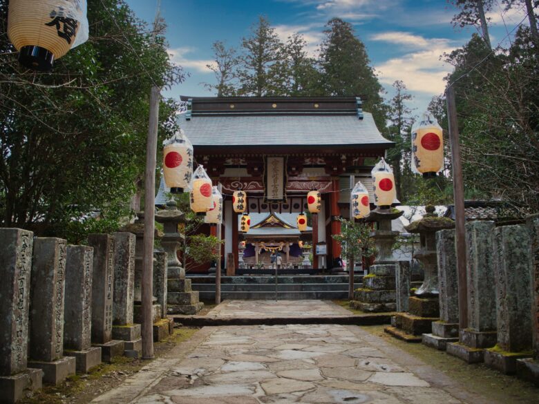 宇奈岐日女神社