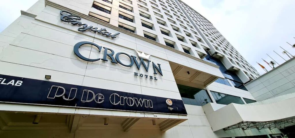 Crown hotel