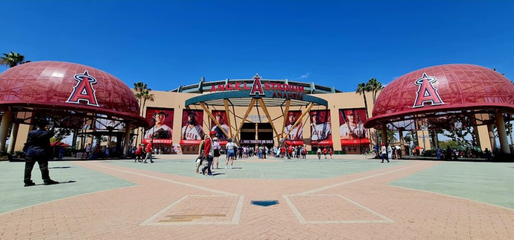 MLB エンゼルス所属の大谷翔平の試合を見に行ってみた | Easy Traveling